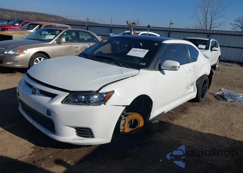 2011 Scion Tc из США, поврежденный, VIN JTKJF5C71B3020003